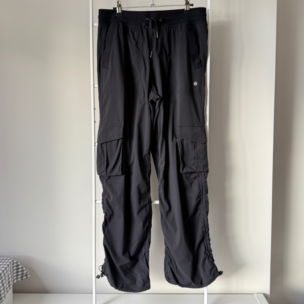 Lululemon Dance Studio Relaxed-Fit Mid-Rise Cargo Pant ㅣ M